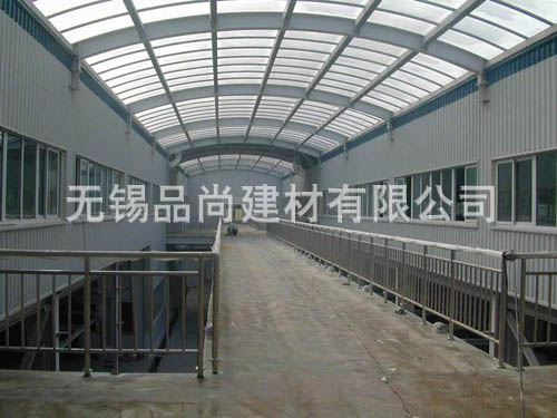 ���̰���